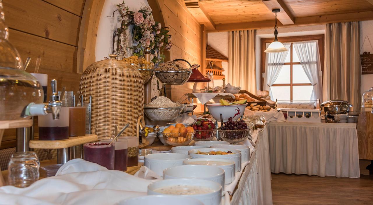 Hotel Mutz Garni Inning am Ammersee Buitenkant foto