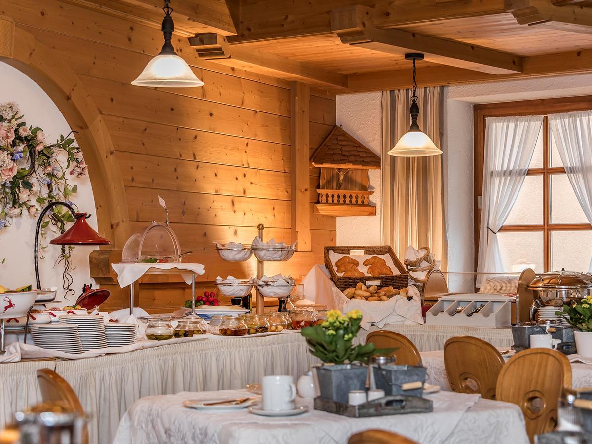 Hotel Mutz Garni Inning am Ammersee Buitenkant foto