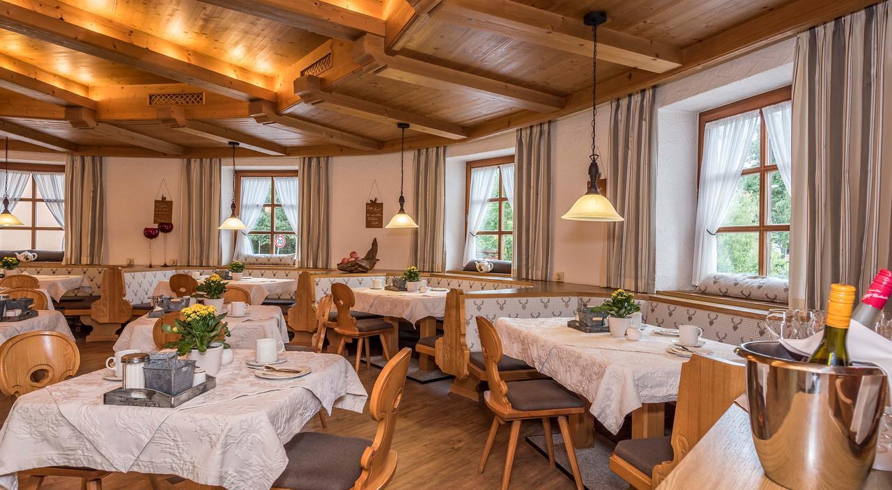 Hotel Mutz Garni Inning am Ammersee Buitenkant foto