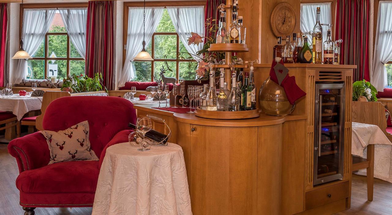 Hotel Mutz Garni Inning am Ammersee Buitenkant foto