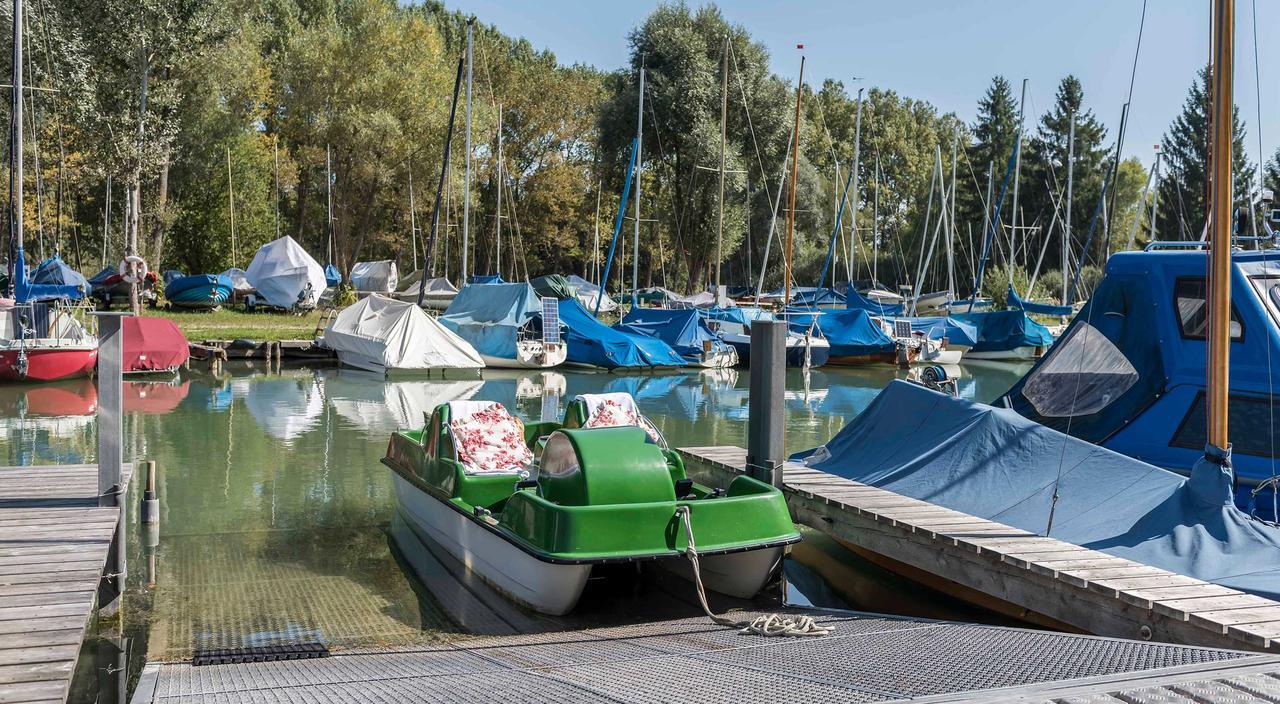 Hotel Mutz Garni Inning am Ammersee Buitenkant foto