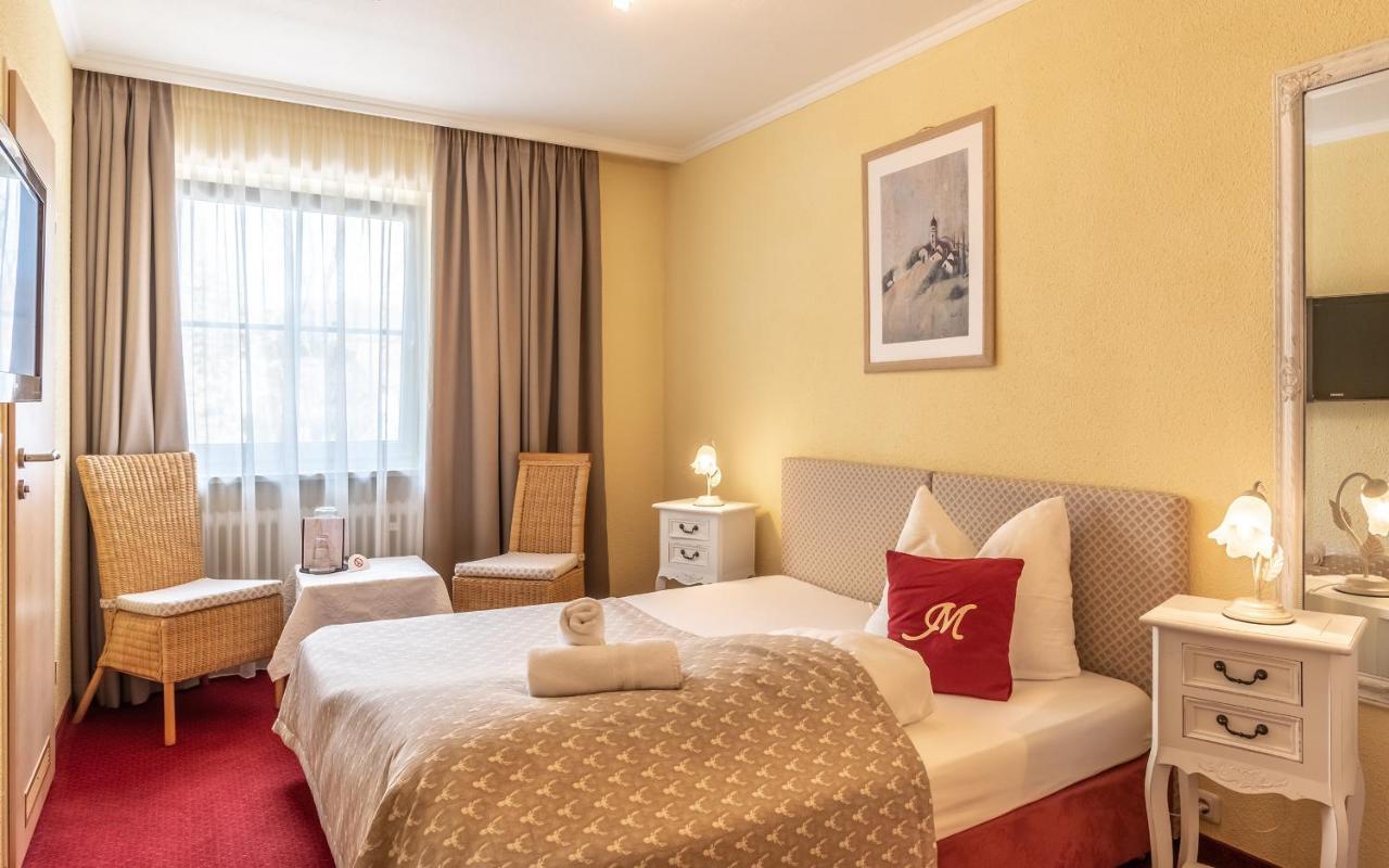 Hotel Mutz Garni Inning am Ammersee Buitenkant foto