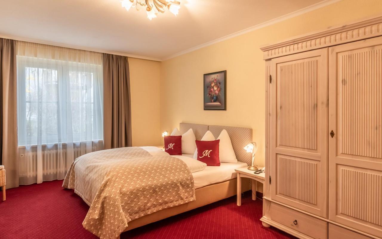 Hotel Mutz Garni Inning am Ammersee Buitenkant foto