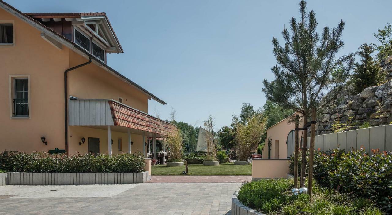 Hotel Mutz Garni Inning am Ammersee Buitenkant foto